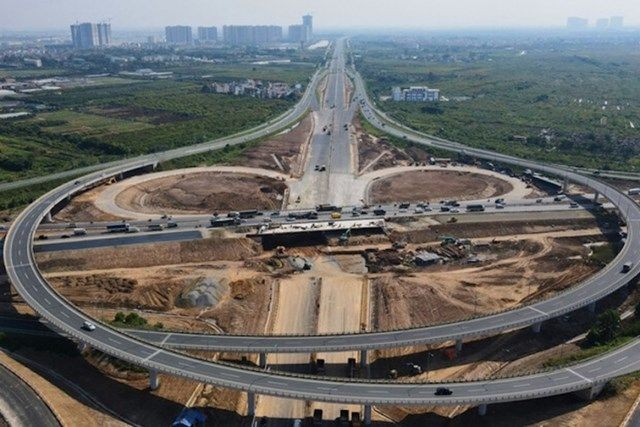 Việc “ăn theo” hạ tầng để đẩy giá bất động sản có thể xem là chiêu thức của các “đội lái”