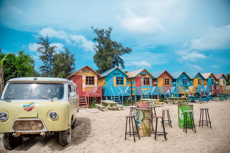 
Coco beach Camp thiết kế với nhiều gam màu rực rỡ
