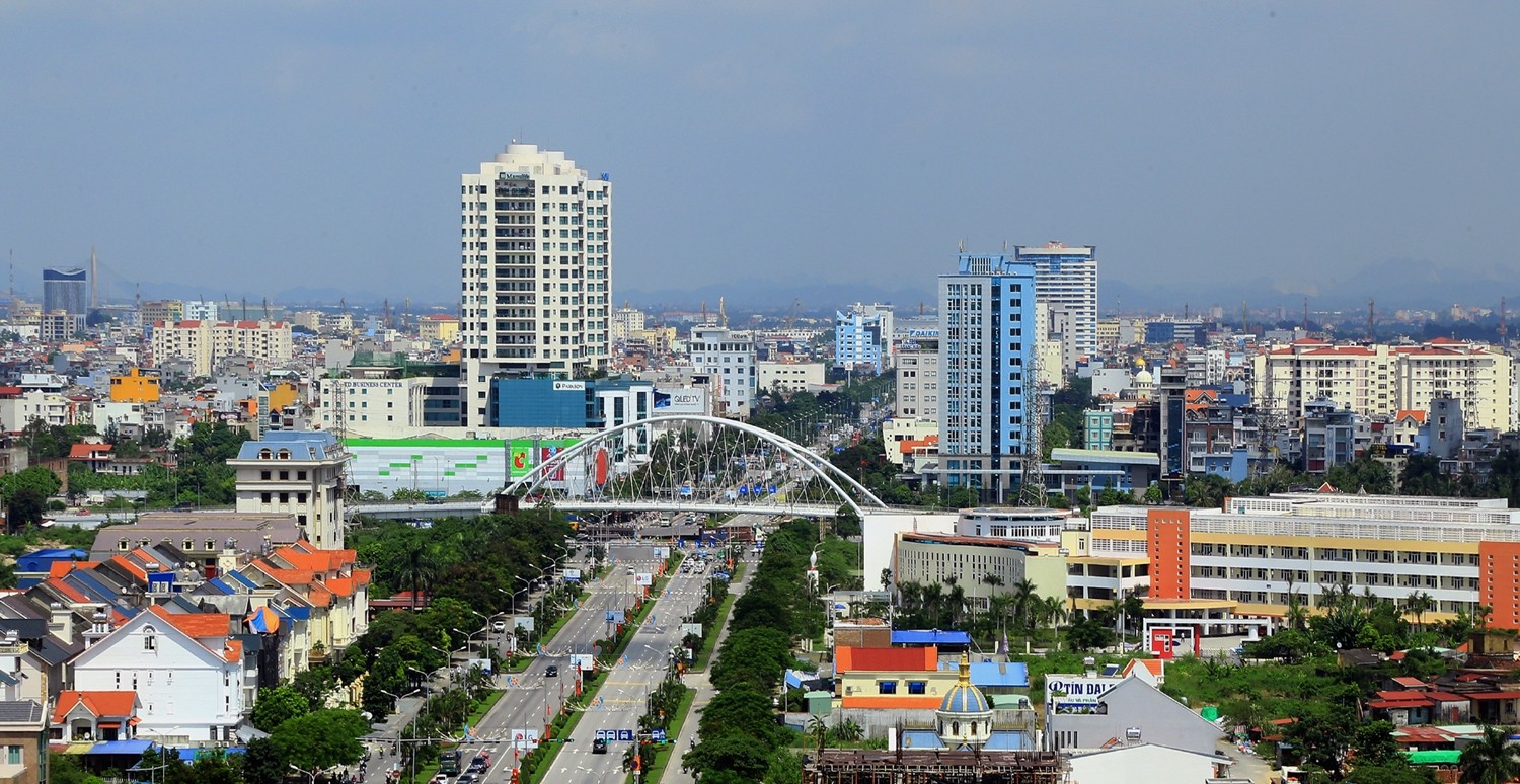 
Hải Phòng phấn đấu trở thành một trong những trung tâm thương mại lớn nhất của cả nước.
