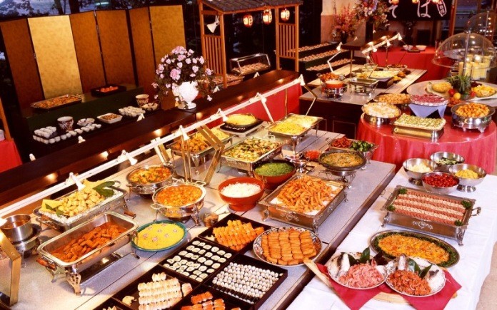 Thông thường, trong các nhà hàng buffet sẽ chia ra các quầy ăn khác nhau