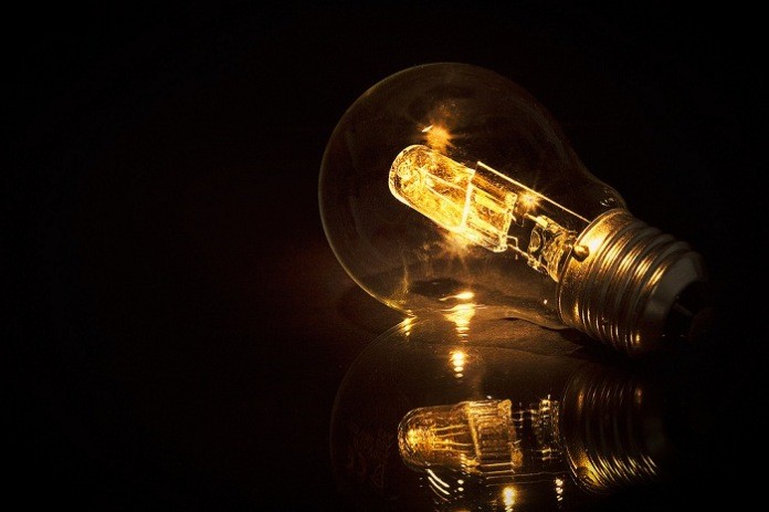 
Những người thuộc cung Capricorn có tính cách hướng nội thích cô đơn
