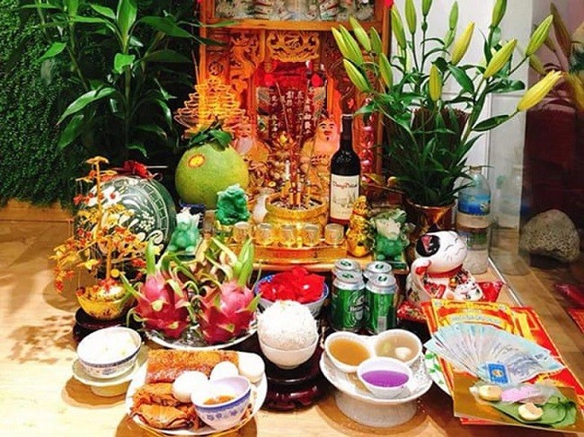 Một ví dụ tham khảo về cách bày trí bàn thờ Thổ công - Ban Thổ công có những gì?
