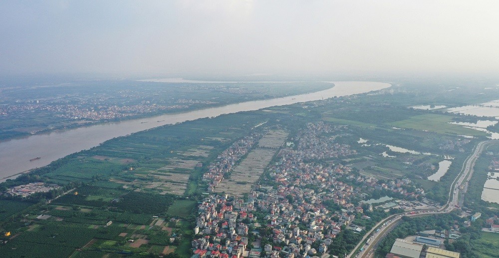 
Khu vực đồng bằng sông Hồng là một trong những vùng tập trung chủ yếu vốn đầu tư phát triển của cả nước.

