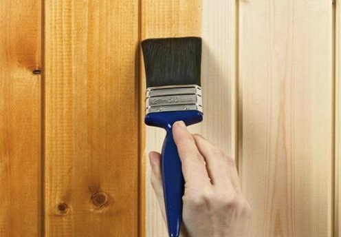 Sử dụng sơn chống thấm nước cho gỗ có kết quả mong muốn
