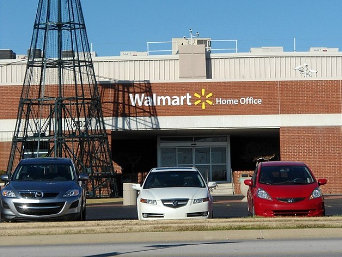 
Tập đoàn Walmart do ông Sam Walton sáng lập ra
