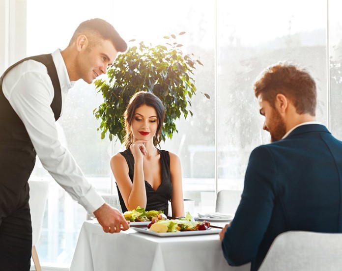 Trang phục phù hợp giúp bạn tự tin hơn