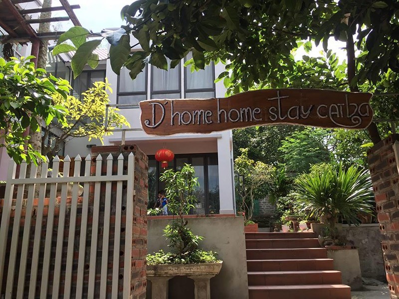 
D’Home Homestay giống như một căn biệt thự với những chi tiết thiết kế hiện đại.
