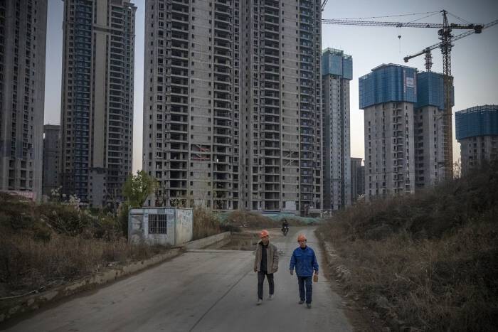 
Hàng loạt dự án bất động sản ở Trung Quốc chưa được hoàn thiện
