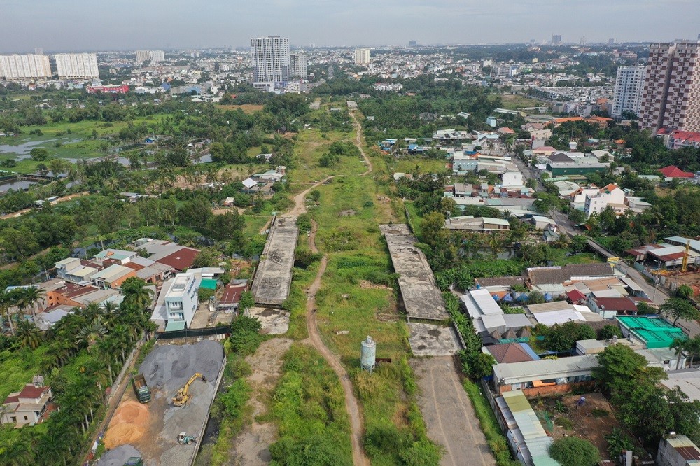 
Hiện tại TP Hồ Chí Minh đang tháo gỡ vướng mắc cho đoạn 2,7km của Đường vành đai 2.
