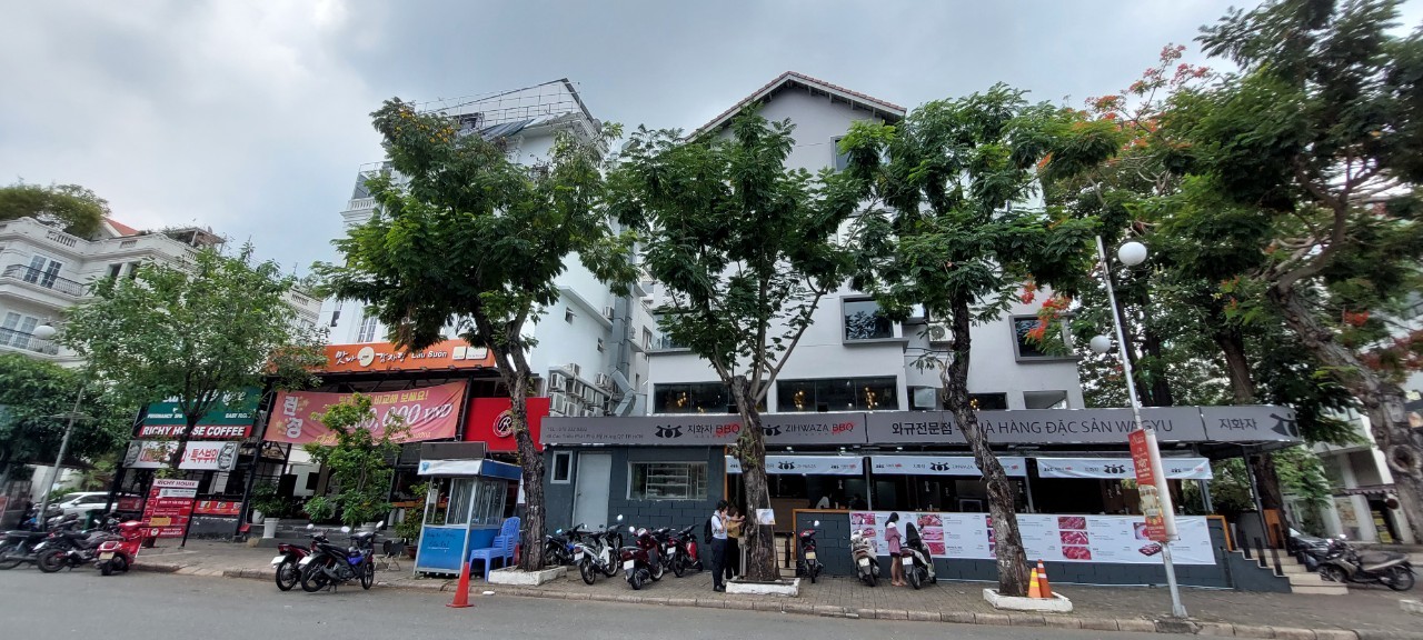 


Khu “phố Seoul” nằm tại địa phận P.Tân Phong, Q.7 (TP.HCM), nơi có người Hàn Quốc sinh sống đông đúc nhất Sài Gòn
