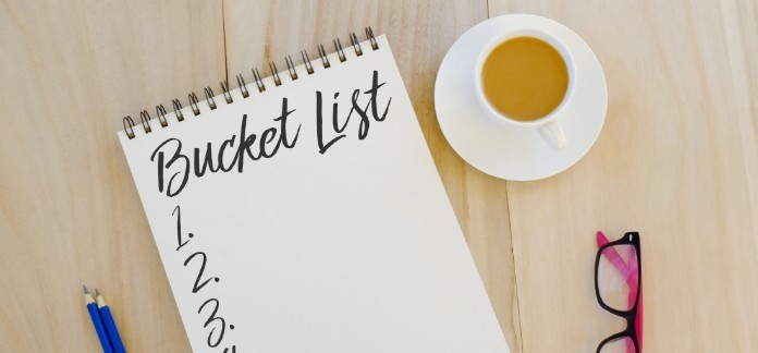 
Bucket list là danh sách những mục tiêu, khát vọng, lý tưởng sống của con người
