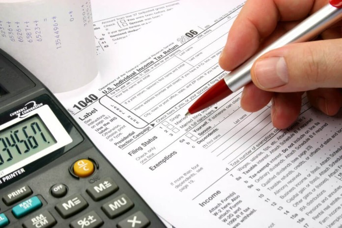 
Bút toán là gì? - Là quá trình ghi nhận các giao dịch kinh tế tài chính phát sinh vào sổ kế toán
