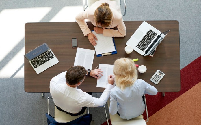
Bút toán khóa sổ với vai trò ghi lại thông tin số liệu thống kê kế toán
