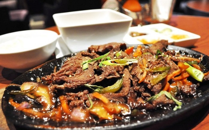 
Bulgogi là gì? - Những miếng thịt ngấm sốt đậm đà tạo nên hương vị thơm ngon đậm đà không thể quên
