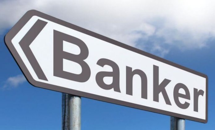 
Banker là từ chỉ chung cho những người làm việc trong ngân hàng&nbsp;
