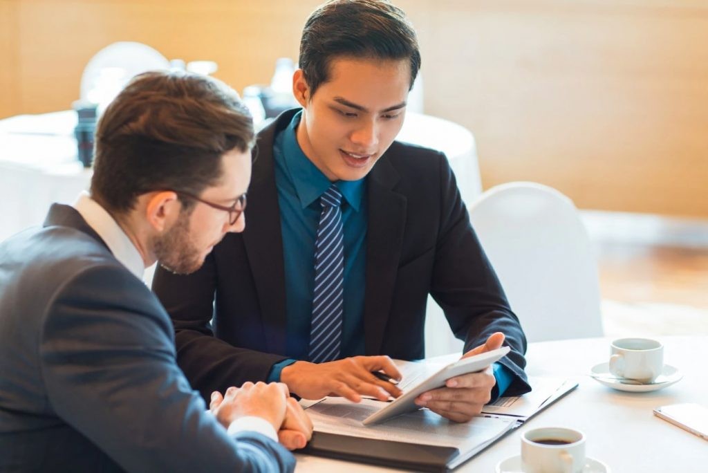 Các tư vấn viên cần phải kiên nhẫn với khách hàng