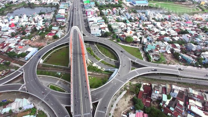 
Hạ tầng Đà Nẵng ngày càng thay đổi, tạo điều kiện thuận lợi cho phát triển kinh tế và bất động sản
