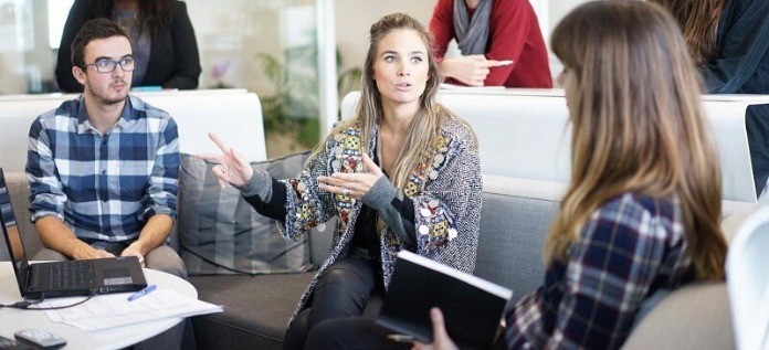 Vai trò của phiên dịch viên dần trở nên quan trọng