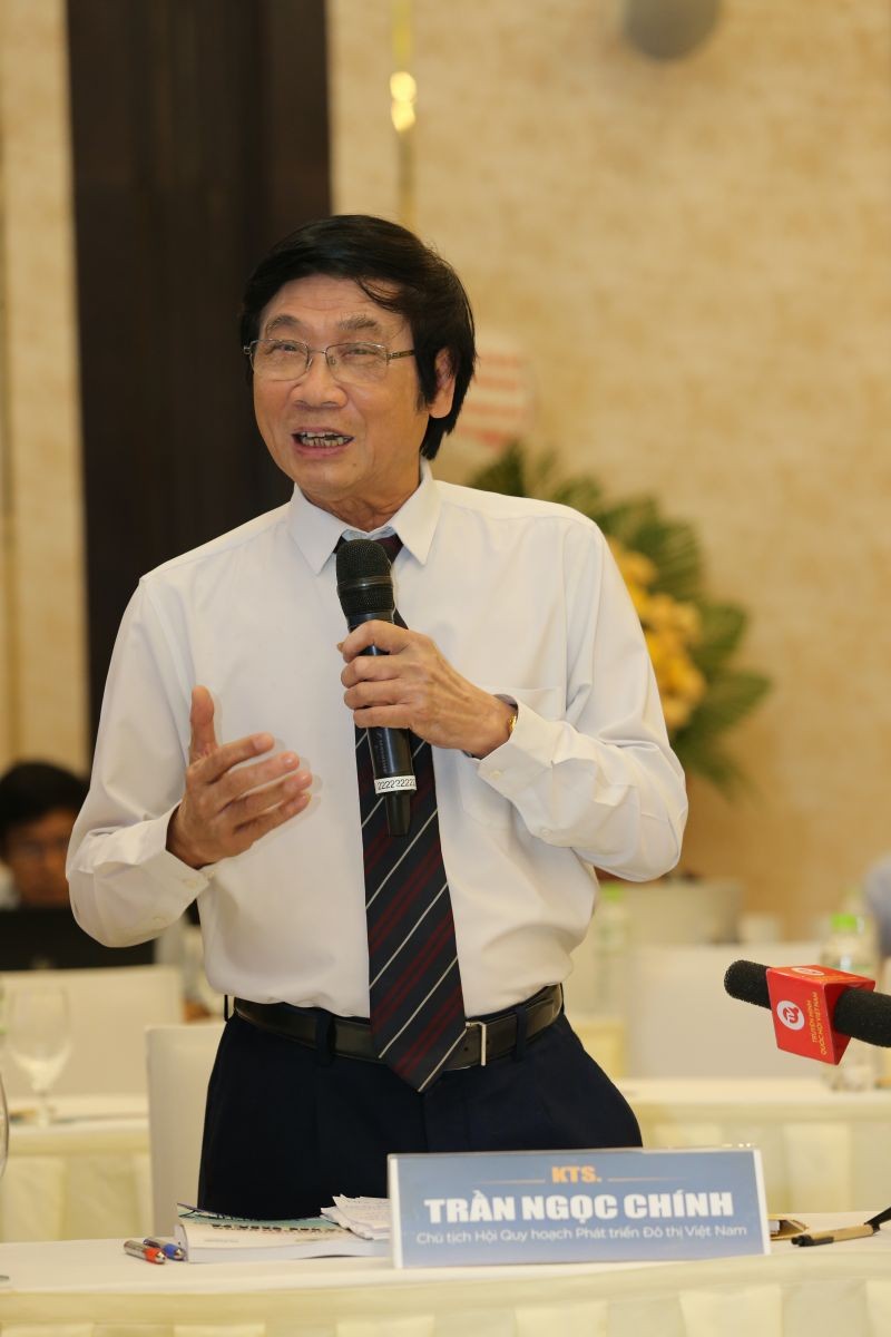 
Theo KTS. Trần Ngọc Chính - Chủ tịch Hội Quy hoạch Phát triển Đô thị Việt Nam
