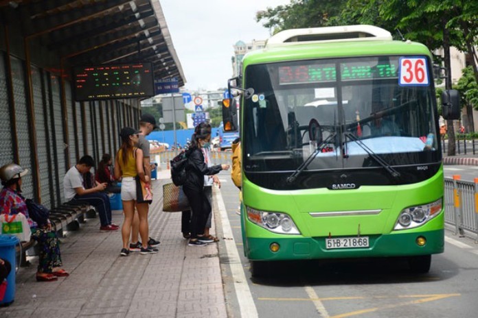 Lơ xe là gì ? - Áp lực công việc của các lơ xe rất lớn