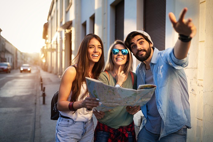 
Trình độ ngoại ngữ là yếu tố không thể thiếu đối với người làm trong ngành du lịch
