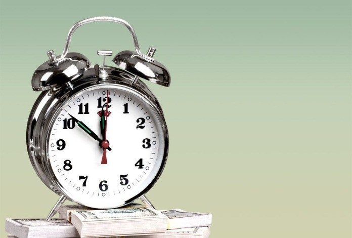 
Bạn để thời gian trôi đi vô nghĩa
