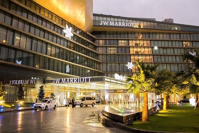 
Chân lý kinh doanh của ông vua khách sạn Marriott
