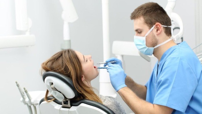 
Nha sĩ tiếng Anh là được gọi là Dentist
