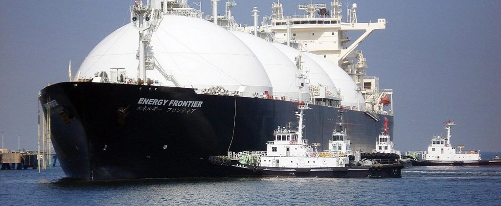
Tàu chở khí hóa lỏng (LNG) từ Australia xuất khẩu ra thị trường. Ảnh: AFP
