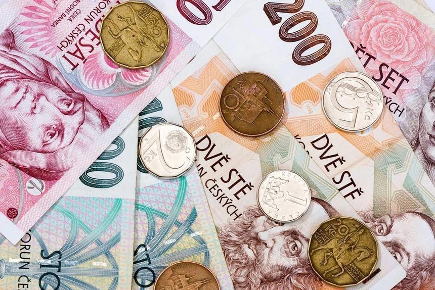 
Đồng koruna của Cộng hòa Séc là đồng tiền có tín hiệu tích cực nhất trong số những đồng tiền ở khu vực Đông Âu. Ảnh: AP
