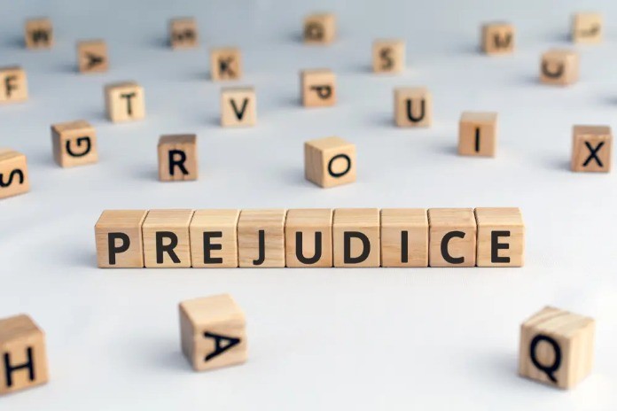 
Nguồn gốc của prejudice là gì
