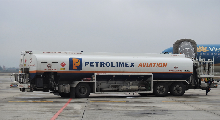 
Từng dẫn đầu về doanh thu thuần trong năm 2021 và quý 1/2022, Tập đoàn Xăng dầu Việt Nam (Petrolimex – Mã: PLX) lại tiếp tục vô địch cuộc đua quý 2 khi đem về 84.367 tỷ đồng, so với cùng kỳ năm ngoái tăng trưởng 81%
