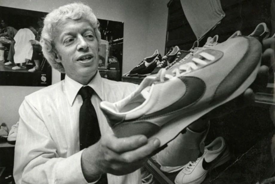 
Những ý tưởng táo bạo của Phil Knight đã tạo ra Nike
