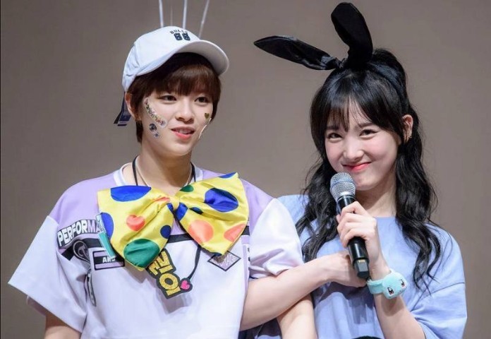 
Trong tình bạn, những hành động skinship là gì?
