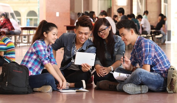 
Từ lóng SML được sử dụng trong giao tiếp với bạn bè, trên mạng xã hội hoặc trong các trò chơi
