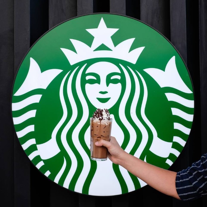 
Việc chọn đúng đối tượng hợp tác giúp Starbucks đưa tên tuổi của mình lên cao hơn&nbsp;
