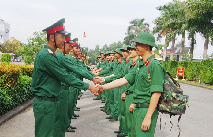 
Nguyên tắc khi lựa chọn quân nhân chuyên nghiệp là gì?
