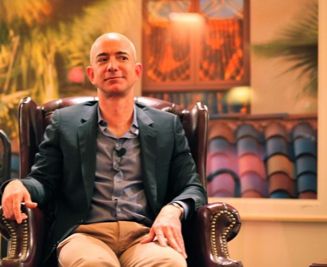 
Chân dung tỉ phú&nbsp;Jeff Bezos
