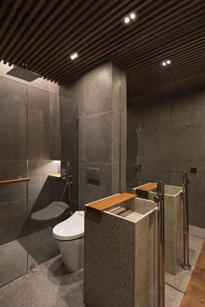 
Thiết kế nhà vệ sinh đơn giản mà độc đáo vẫn đảm bảo sự tiện nghi giống như nhà ở thông thường
