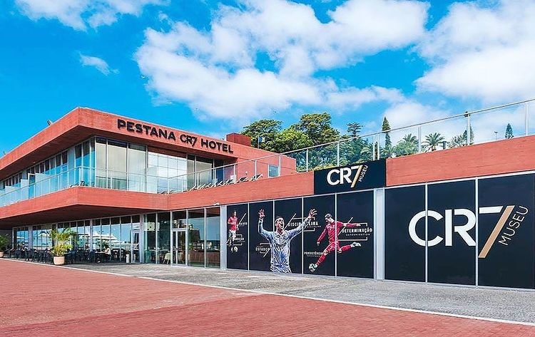 
Khánh sạn Pestana CR7 ở Madeira
