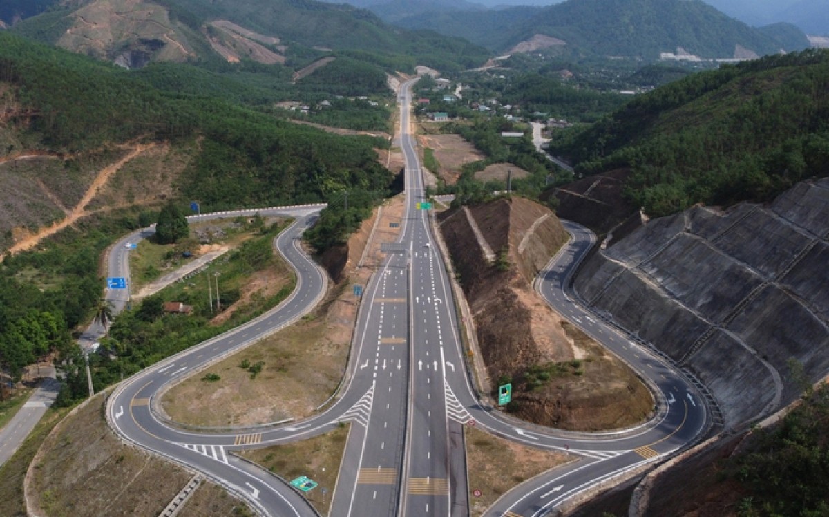 
Dự án cao tốc Bắc - Nam phía đông là một trong những dự án đường bộ trọng điểm.
