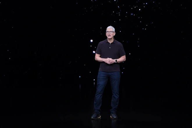 



CEO Apple - Tim Cook

