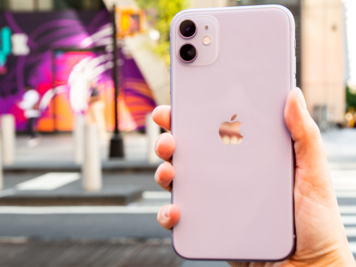 Người tiêu dùng hiện có thể mua iPhone 11 với giá rất rẻ