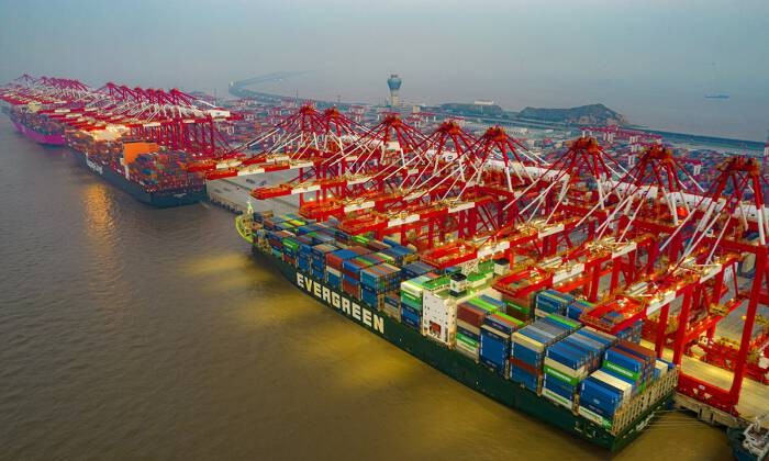 Mức tăng trưởng xuất khẩu của Trung Quốc giảm tốc
