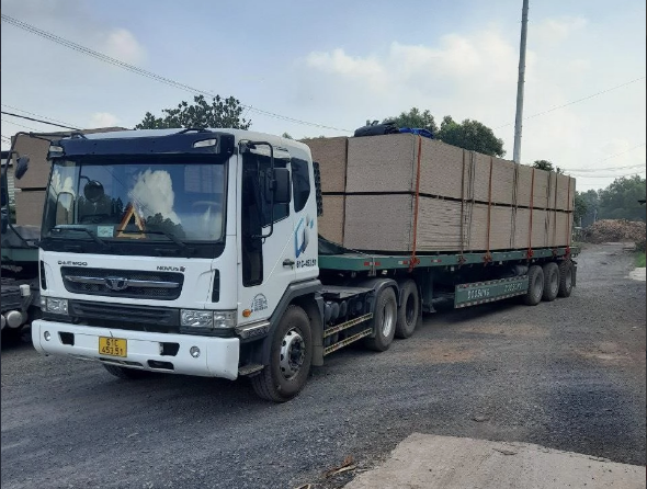 
TPP One định hướng lại doanh nghiệp với tiêu chí 70% sản phẩm vật liệu dành cho việc phục vụ cho thị trường nội địa, đẩy mạnh các loại ván gỗ cho những doanh nghiệp FDI sản xuất nội thất tại Việt Nam

