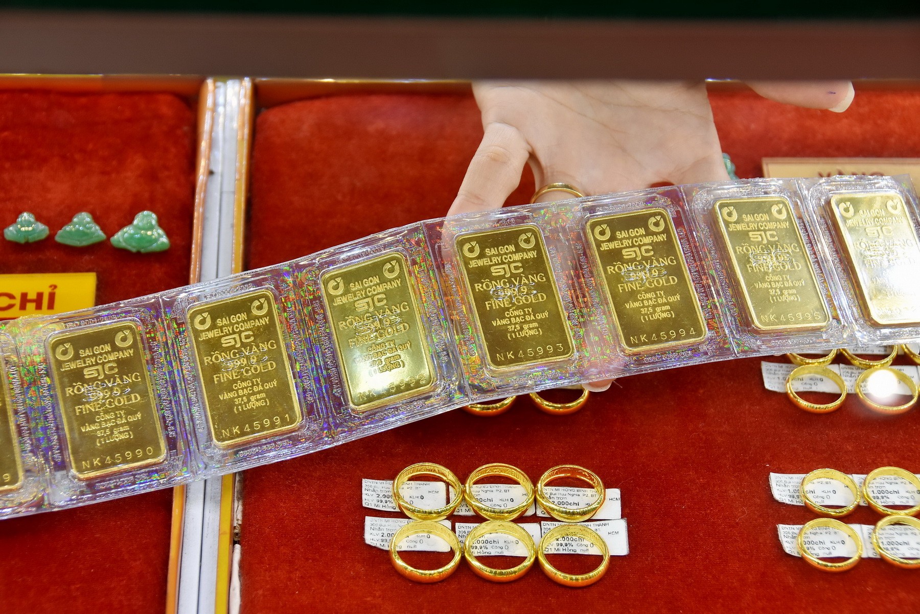 
Toàn bộ nhà đầu tư mua vàng nhẫn trong nước từ đầu tháng 8 đến nay đã thua lỗ hơn 3 triệu đồng/lượng
