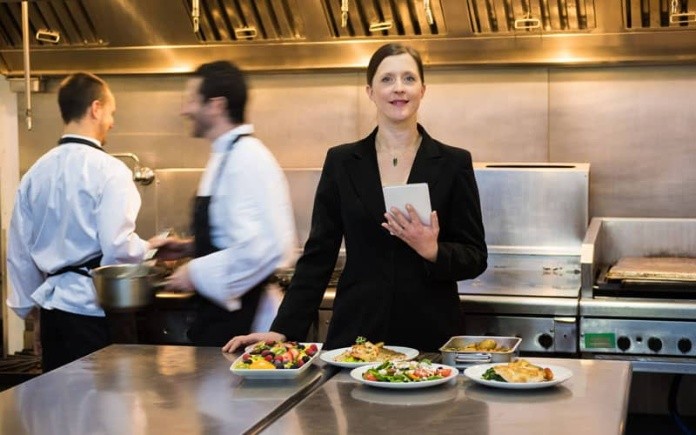 Nhiệm vụ của một F&B Coordinator - thư ký Giám đốc bộ phận ẩm thực là gì?