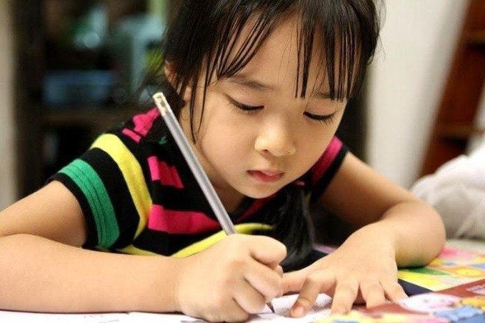 Tư duy phản biện giúp trẻ nâng cao khả năng đọc, viết