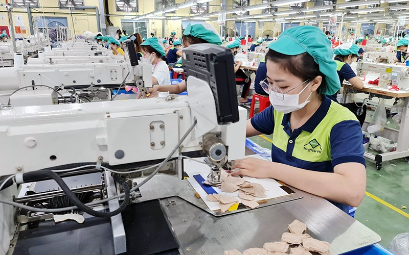 
Việt Nam có 7 triệu lao động đang làm việc tại 370 khu công nghiệp, khu chế xuất trên cả nước
