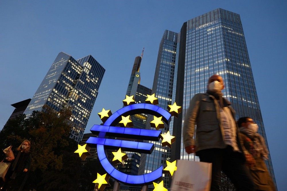 
Nhiều dự đoánTrung ương châu Âu (ECB) sẽ thực hiện tăng lãi suất vào ngày 23/10.
